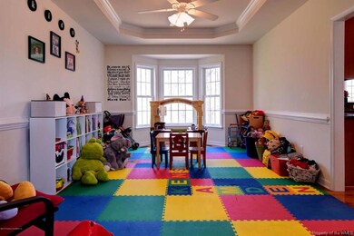 6 Dining as Playroom