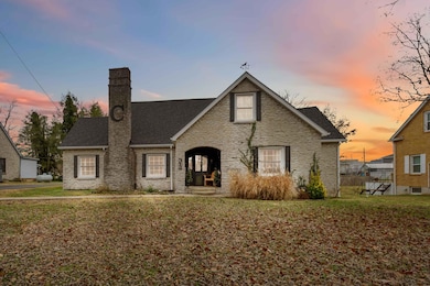 314 Kendrick Ave, Monticello, KY 42633 - photo 2