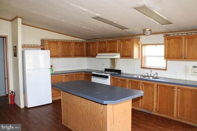 4987 Guitner Rd, Chambersburg, PA 17202 - photo 3