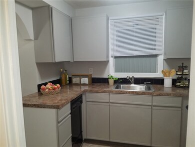 25 Reed St unit 17, Warwick, RI 02886 - photo 4