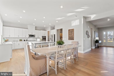 10394 Halmstad Dr, Waldorf, MD 20603 - photo 4