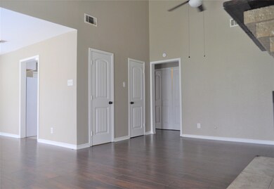 7732 Challie Ln unit 7732, Houston, TX 77088 - photo 3
