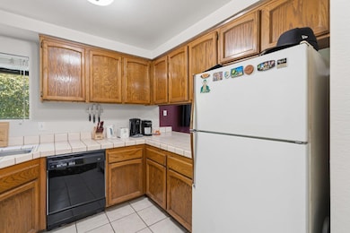 7401 Auburn Oaks Ct unit V, Citrus Heights, CA 95621 - photo 6