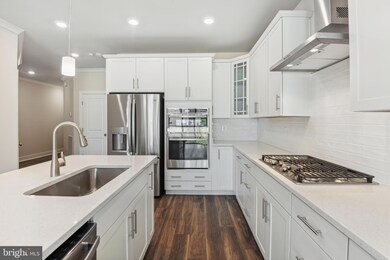 12128 American Chestnut Rd, Bowie, MD 20720 - photo 2