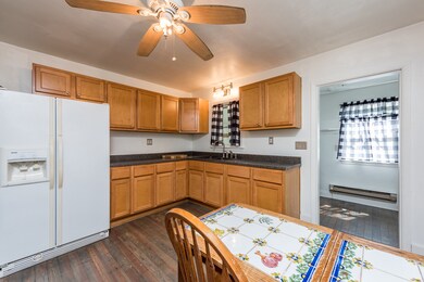 12813 W Pacific Ave, Waukegan, IL 60085 - photo 5