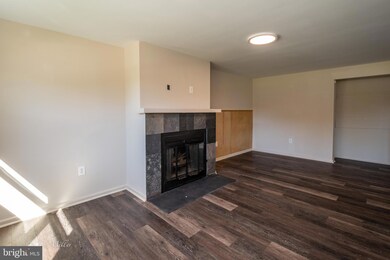 2425 Lodge Farm Rd, Sparrows Point, MD 21219 - photo 7