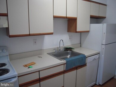 42 Conshohocken State Rd unit 6A, Bala Cynwyd, PA 19004 - photo 6