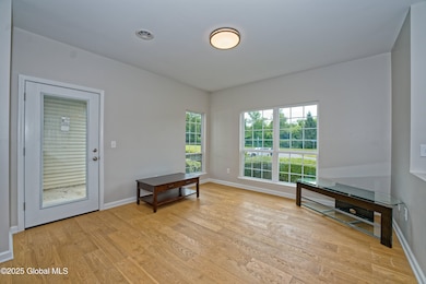 614 Apex Ln, Troy, NY 12182 - photo 5