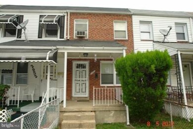 2950 Edgecombe Cir N, Baltimore, MD 21215 - photo 7
