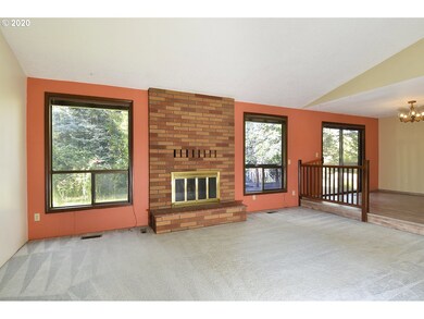 2470 Woodhill Ct, West Linn, OR 97068 - photo 4