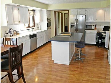 5666 Moorgate Dr, Columbus, OH 43235 - photo 5