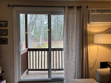 60 Old Hackett Hill Rd unit 2D, Manchester, NH 03102 - photo 7