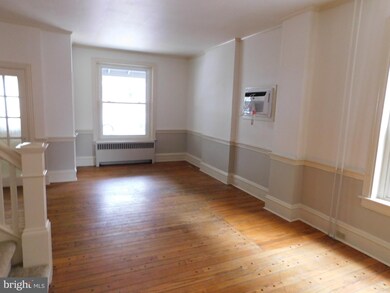 28 W 5th St unit 18, Pottstown, PA 19464 - photo 6