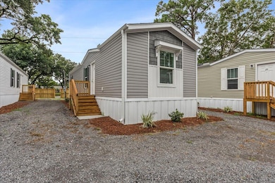 1156 Russell Dr unit 25, Mount Pleasant, SC 29464 - photo 3