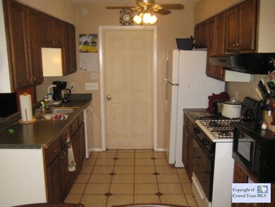 1910 Nevada St, San Marcos, TX 78666 - photo 5