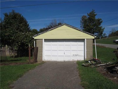 Parking Lot/Garage.