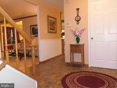 1903 Brightwood Ct, Sykesville, MD 21784 - photo 2