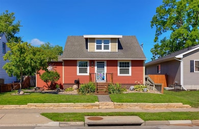 524 1st St, West Des Moines, IA 50265 - photo 2