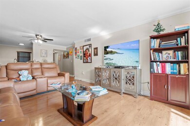 Courtyards of Broward unit 4207, North Lauderdale, FL 33068 - photo 7