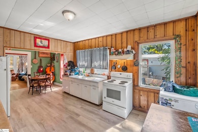 157 Stoney Brook Dr, Boiling Springs, SC 29316 - photo 7