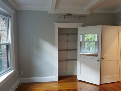 299 Tappan St unit 7, Brookline, MA 02445 - photo 3