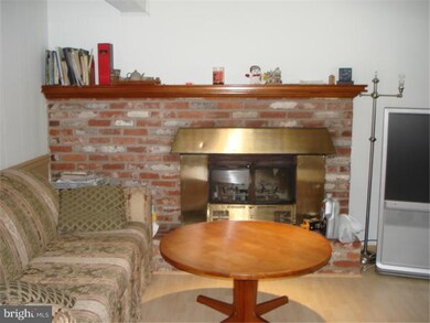 1208 Ridgeview Dr, Phoenixville, PA 19460 - photo 5