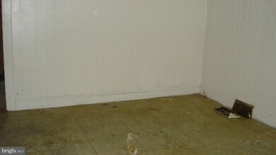 4102 Parkwood Ave, Baltimore, MD 21206 - photo 4