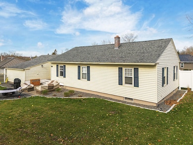 11 Belanger St, Winslow, ME 04901 - photo 4