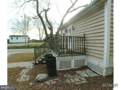 515 Willow St, Laurel, DE 19956 - photo 3