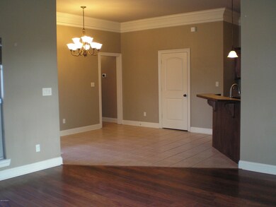 Country Mile 105 010