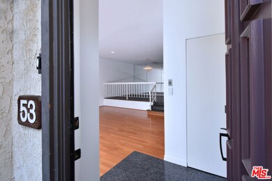 21800 Marylee St unit 53, Woodland Hills, CA 91367 - photo 2