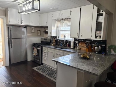 1251 S Railroad St, Millbury, OH 43447 - photo 5