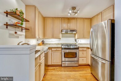164 Chevy Chase St, Gaithersburg, MD 20878 - photo 5