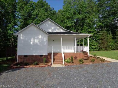 685 Dynasty Dr, Asheboro, NC 27205 - photo 3