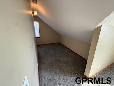 316 S 15th St unit Upper, Plattsmouth, NE 68048 - photo 3