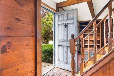 1378 Narragansett Blvd, Cranston, RI 02905 - photo 4