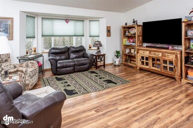 05-Living Room_DMD_0583-Edit