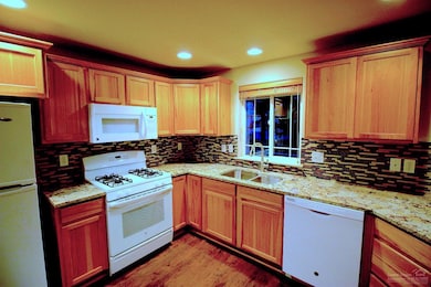 20332 Sonata Way, Bend, OR 97702 - photo 4