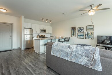 MODEL Riverfront Parkway #308 HD-2