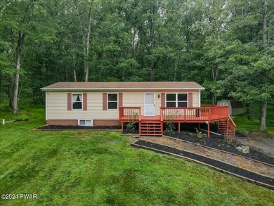 111 Grasshopper Way, Hawley, PA 18428 - photo 2