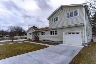 71 Windward Rd, Lowell, MA 01852 - photo 2