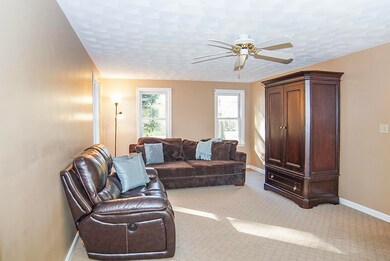 23 Ridgewood Dr, Kittery, ME 03904 - photo 5