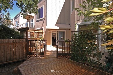 8035 SE 33rd Place unit 3, Mercer Island, WA 98040 - photo 2