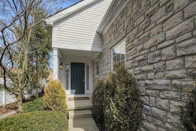2-web-or-mls-1231-shagbark-rd