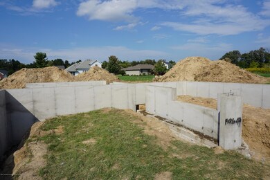 7932 Crayton Rd, Grand Ledge, MI 48837 - photo 5