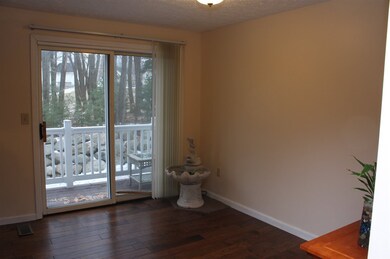 55 Beech Hill Ave, Manchester, NH 03103 - photo 2