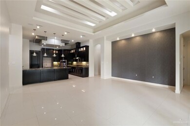 2505 Grand Canal Dr, Mission, TX 78572 - photo 6