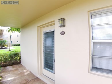 865 Flanders S, Delray Beach, FL 33484 - photo 4
