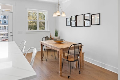 Breakfast Room
