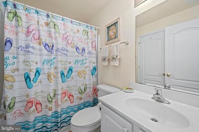 30413 Cedar Neck Rd unit 211, Ocean View, DE 19970 - photo 5